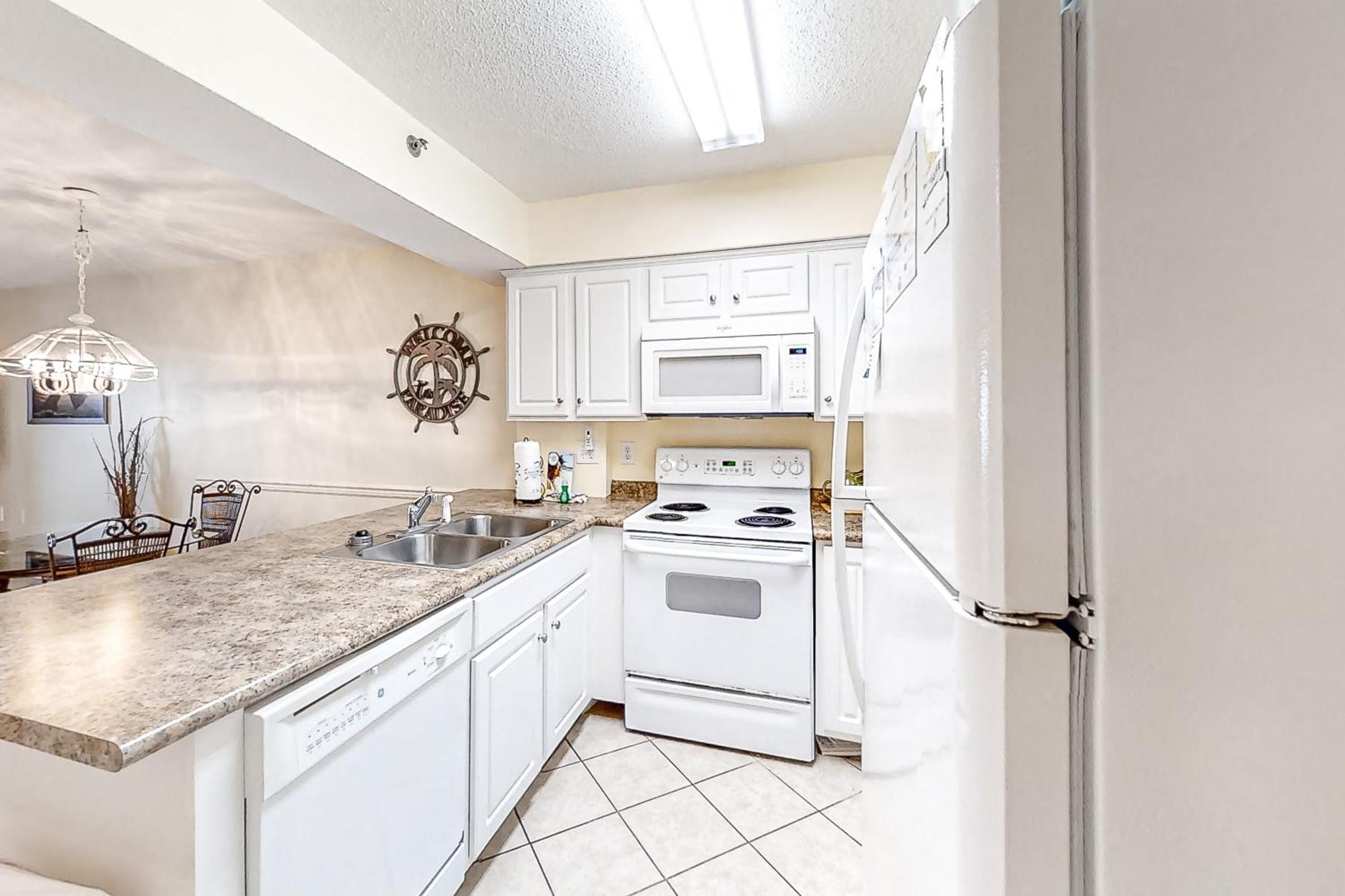 Four Winds Villa Orange Beach Room photo