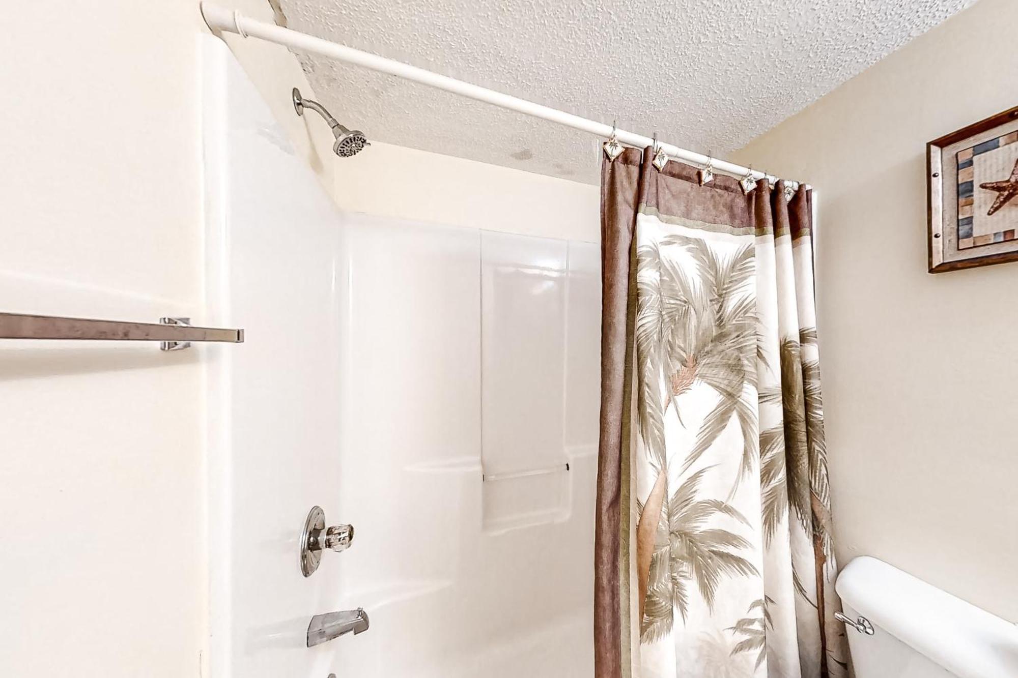 Four Winds Villa Orange Beach Room photo